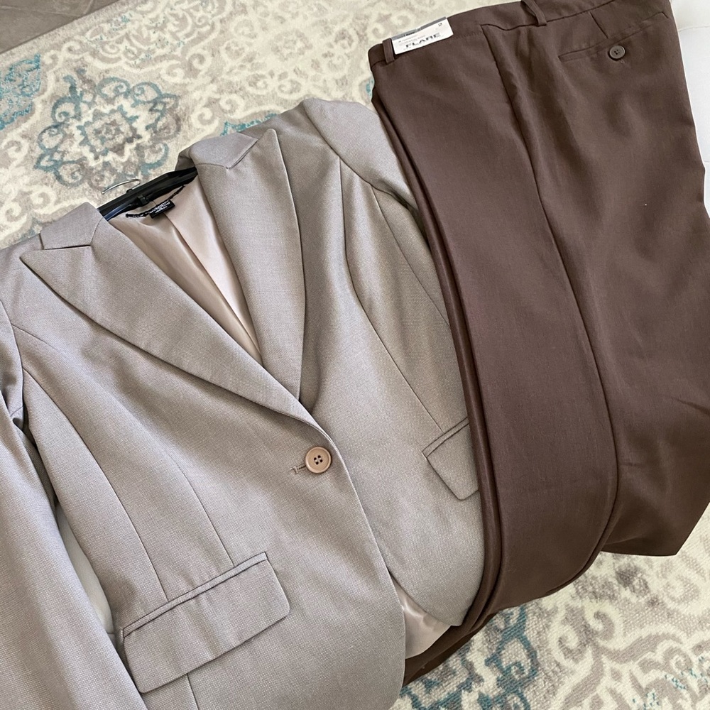 EC New York & Company 2 piece suit